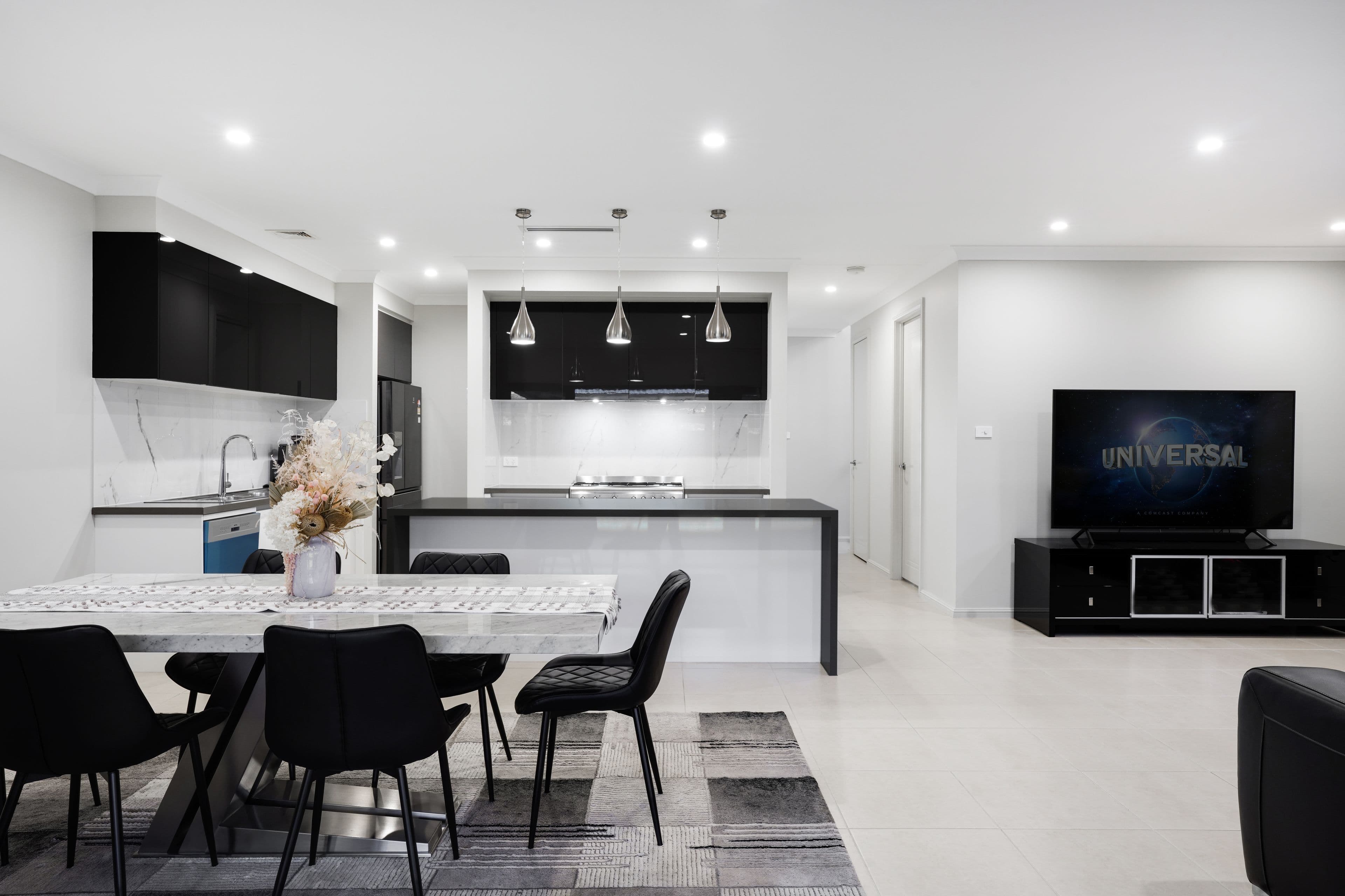 8 Parish Way, Carnes Hill NSW 2171, Carnes Hill - Thumbnail 2