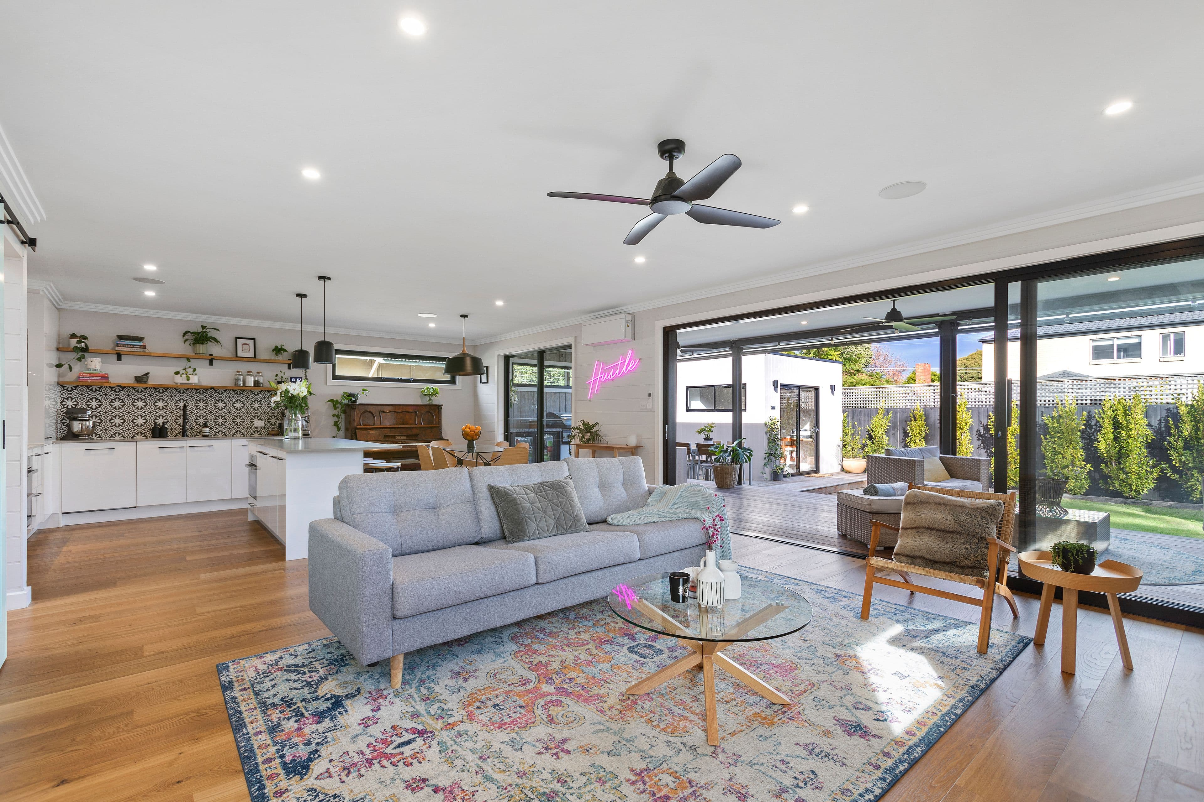 50 Evesham Road, Cheltenham VIC 3192, Cheltenham - Thumbnail 3