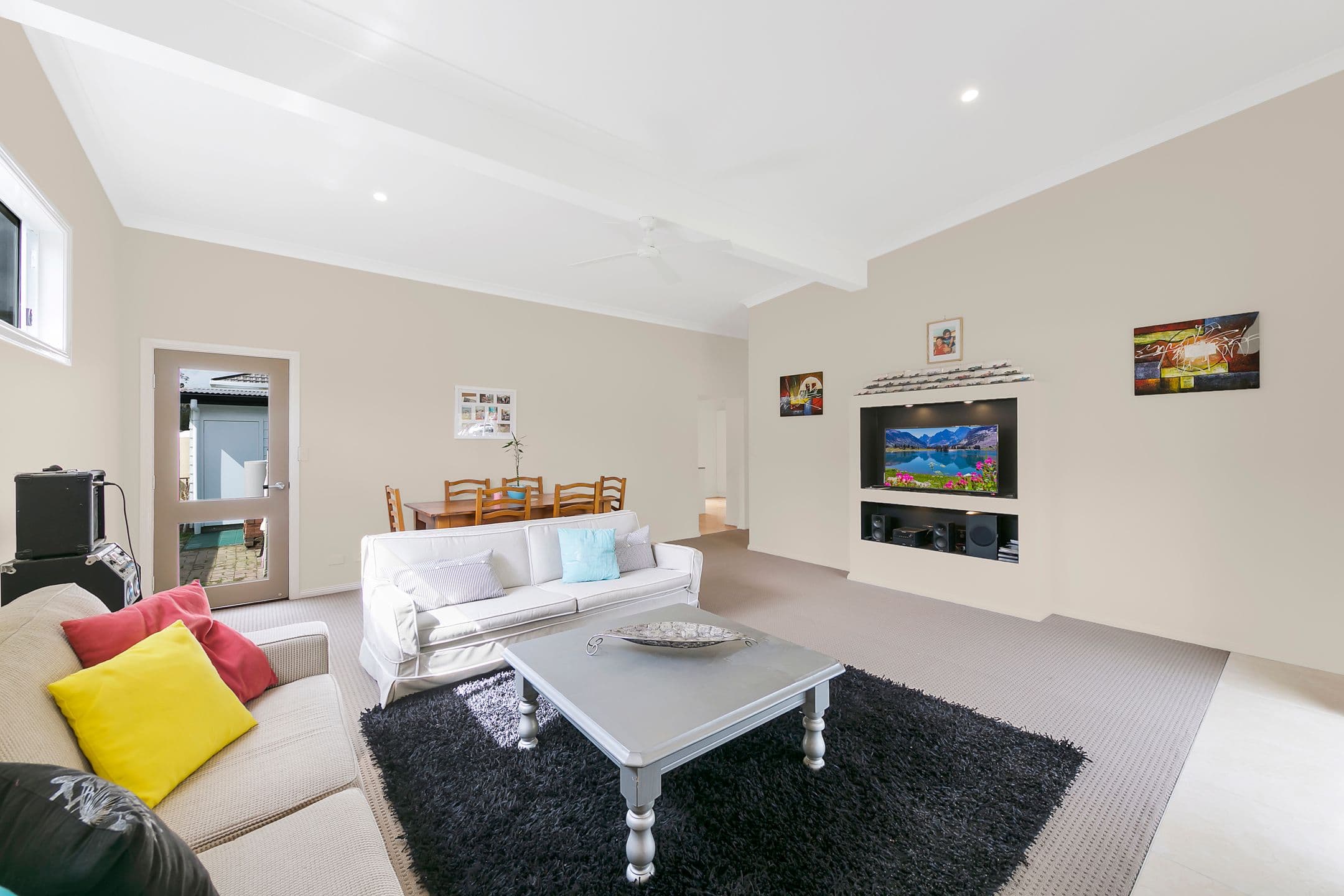 17 Shamrock Drive, Berkeley Vale - Thumbnail 2