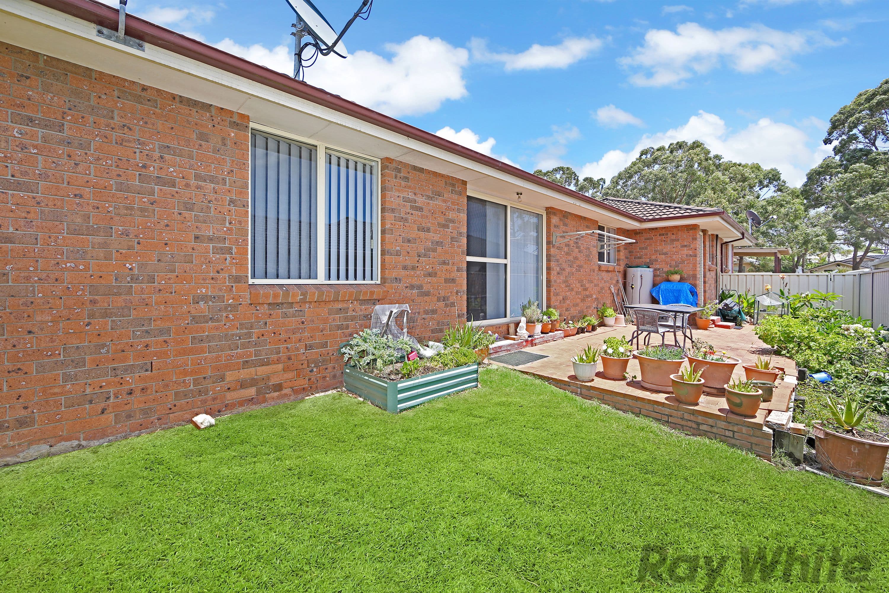 18 Bromley Court, Lake Haven - Thumbnail 4