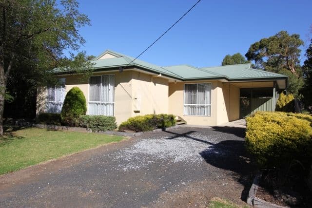 2 Highland Avenue, Cowes VIC 3922, Cowes - Image 1