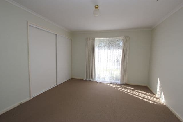 2 Highland Avenue, Cowes VIC 3922, Cowes - Thumbnail 8