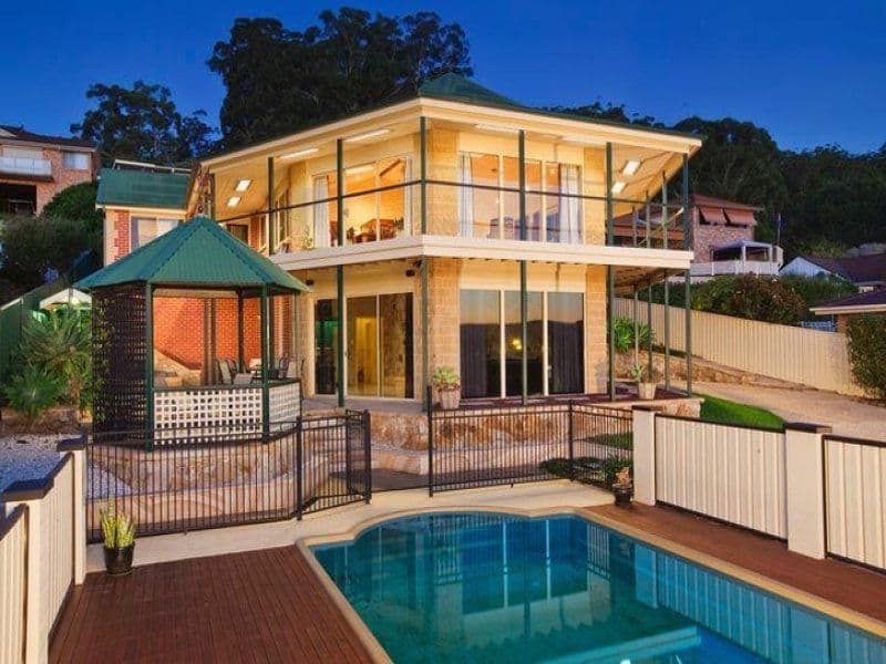 236 Avoca Drive, Green Point - Image 1