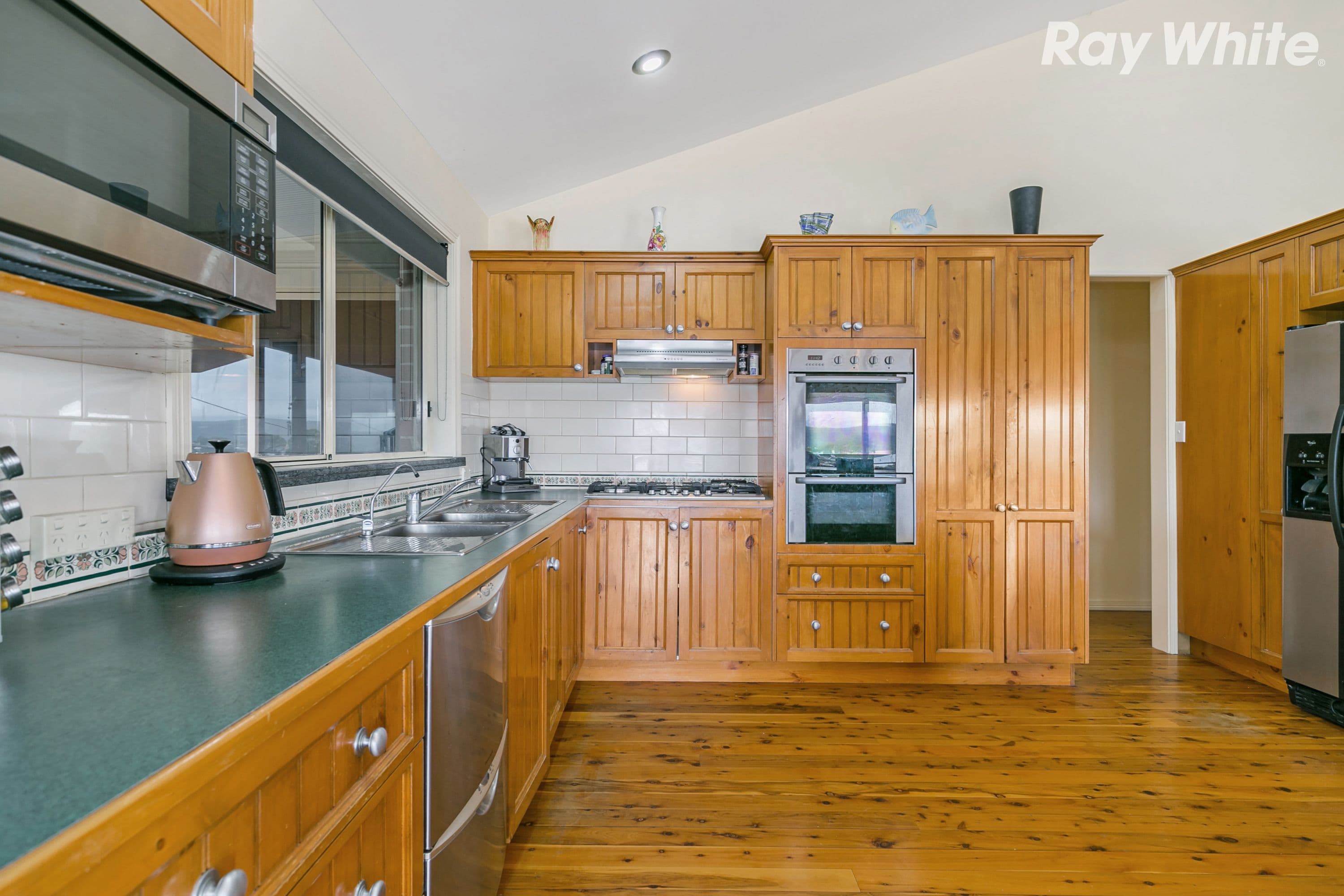 236 Avoca Drive, Green Point - Thumbnail 6