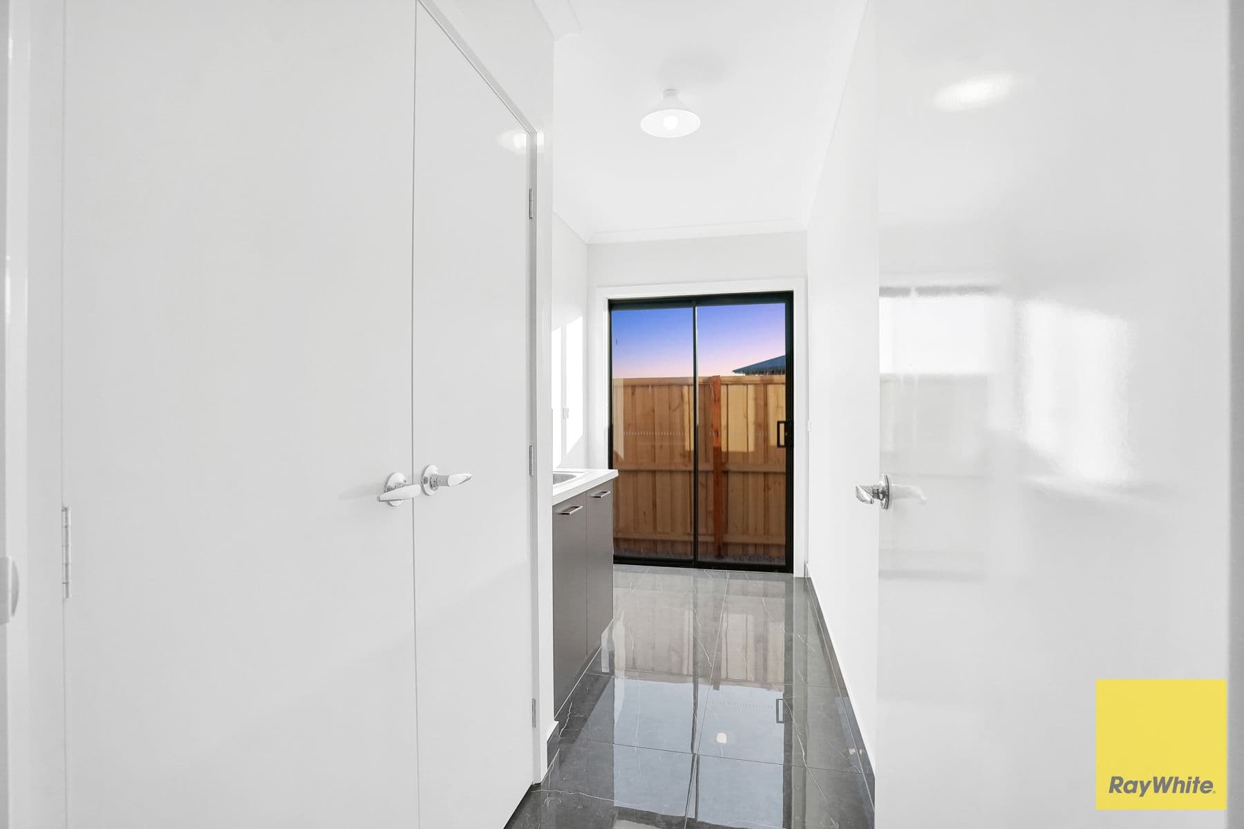 9 Manikato Drive, BONNIE BROOK VIC 3335, Bonnie Brook - Thumbnail 7