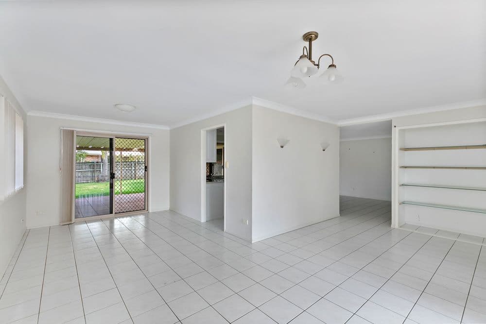 209 Coburg Street West, Cleveland QLD 4163, Cleveland - Thumbnail 6