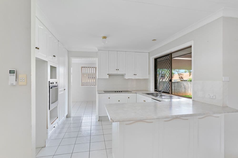 209 Coburg Street West, Cleveland QLD 4163, Cleveland - Thumbnail 8