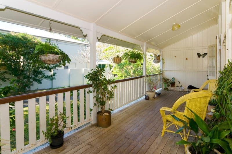 11 Verney Road West, GRACEVILLE QLD 4075, Graceville - Thumbnail 2