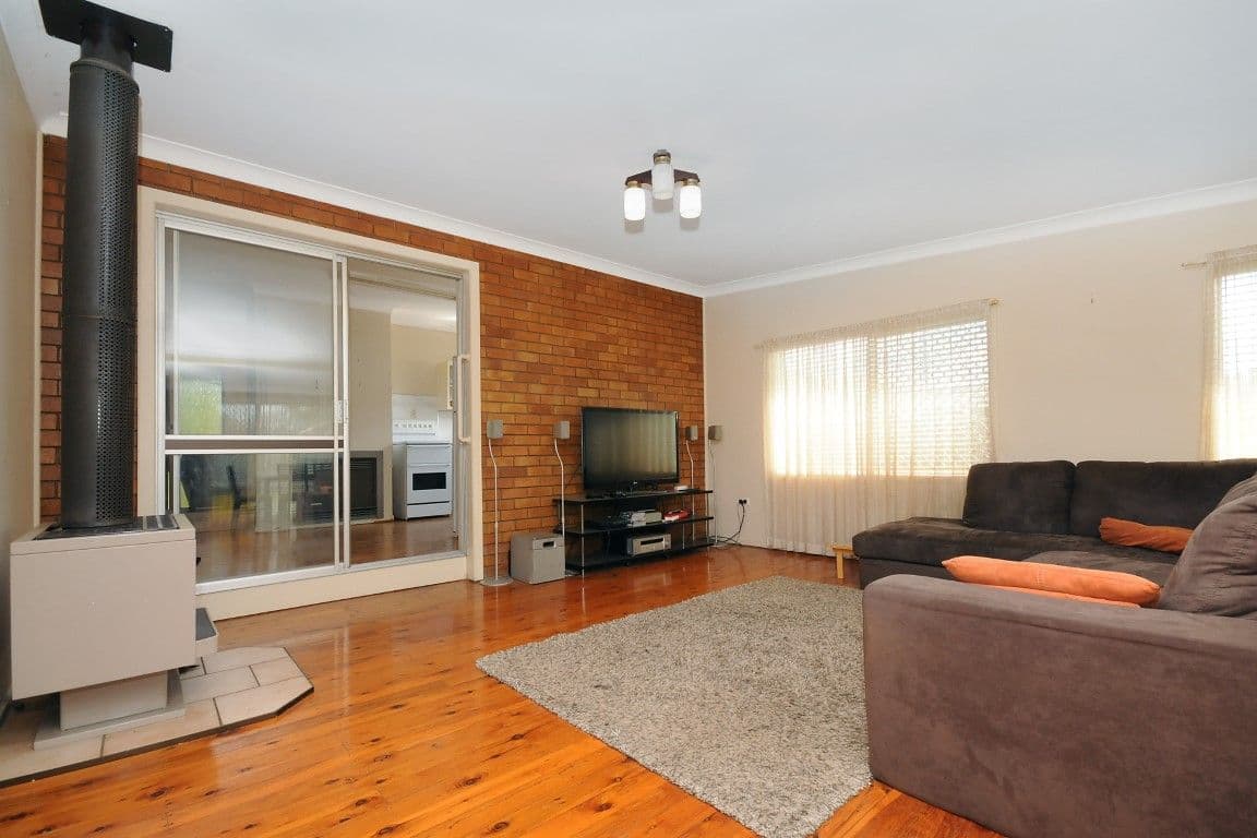 6 Amos Crescent, MOUNT LOFTY QLD 4350, Mount Lofty - Thumbnail 4
