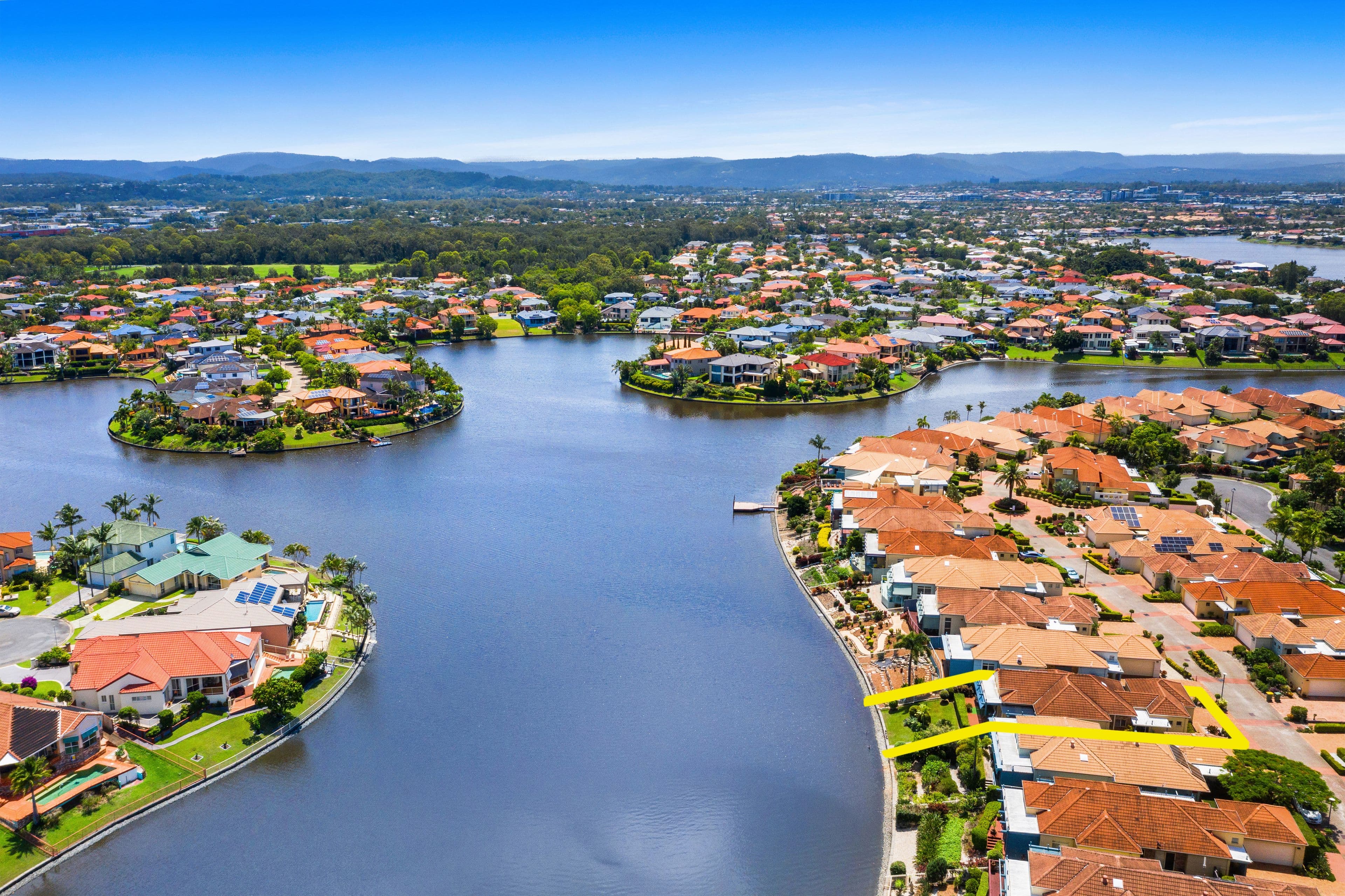 36 Beachcomber Court, Burleigh Waters QLD 4220, Burleigh Waters - Thumbnail 2