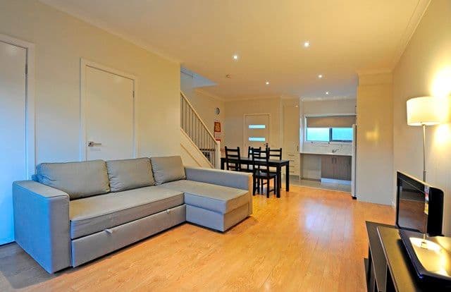 59 Cheddar Road, RESERVOIR VIC 3073, Reservoir - Thumbnail 2