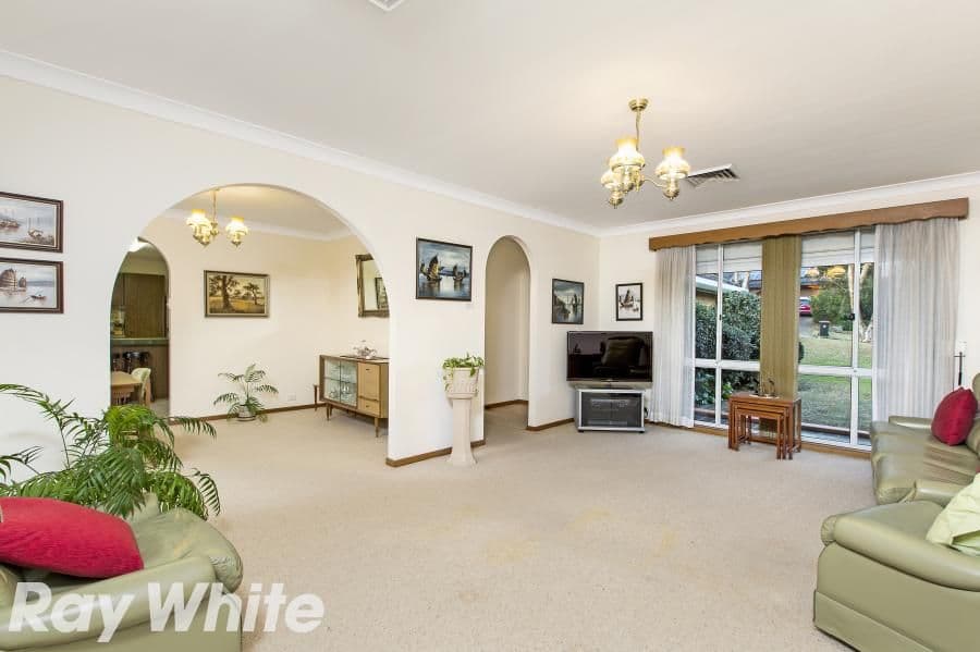 4 Tristania Court, BAULKHAM HILLS NSW 2153, Baulkham Hills - Thumbnail 2