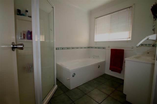 28 Treeline Drive, GOWRIE JUNCTION QLD 4352, Gowrie Junction - Thumbnail 5