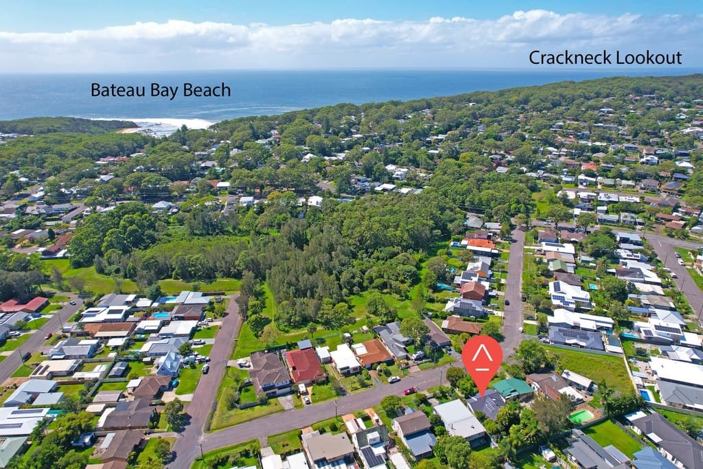 13 Papala Avenue, Bateau Bay - Image 1