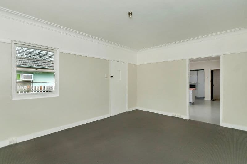 8 Toongarra Road, LEICHHARDT QLD 4305, Leichhardt - Thumbnail 3