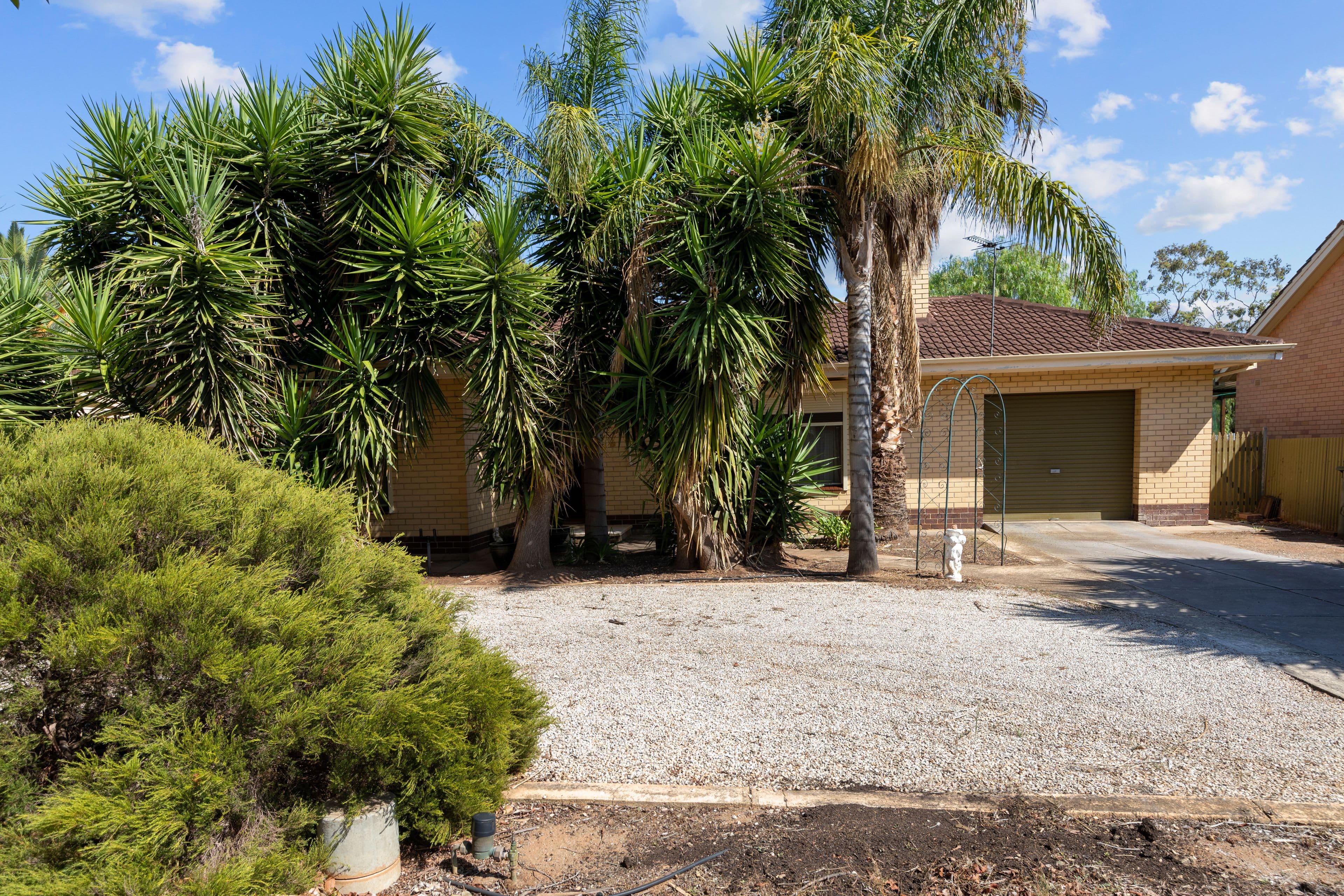 26 Whitford Road, Elizabeth South SA 5112, Elizabeth South - Thumbnail 2