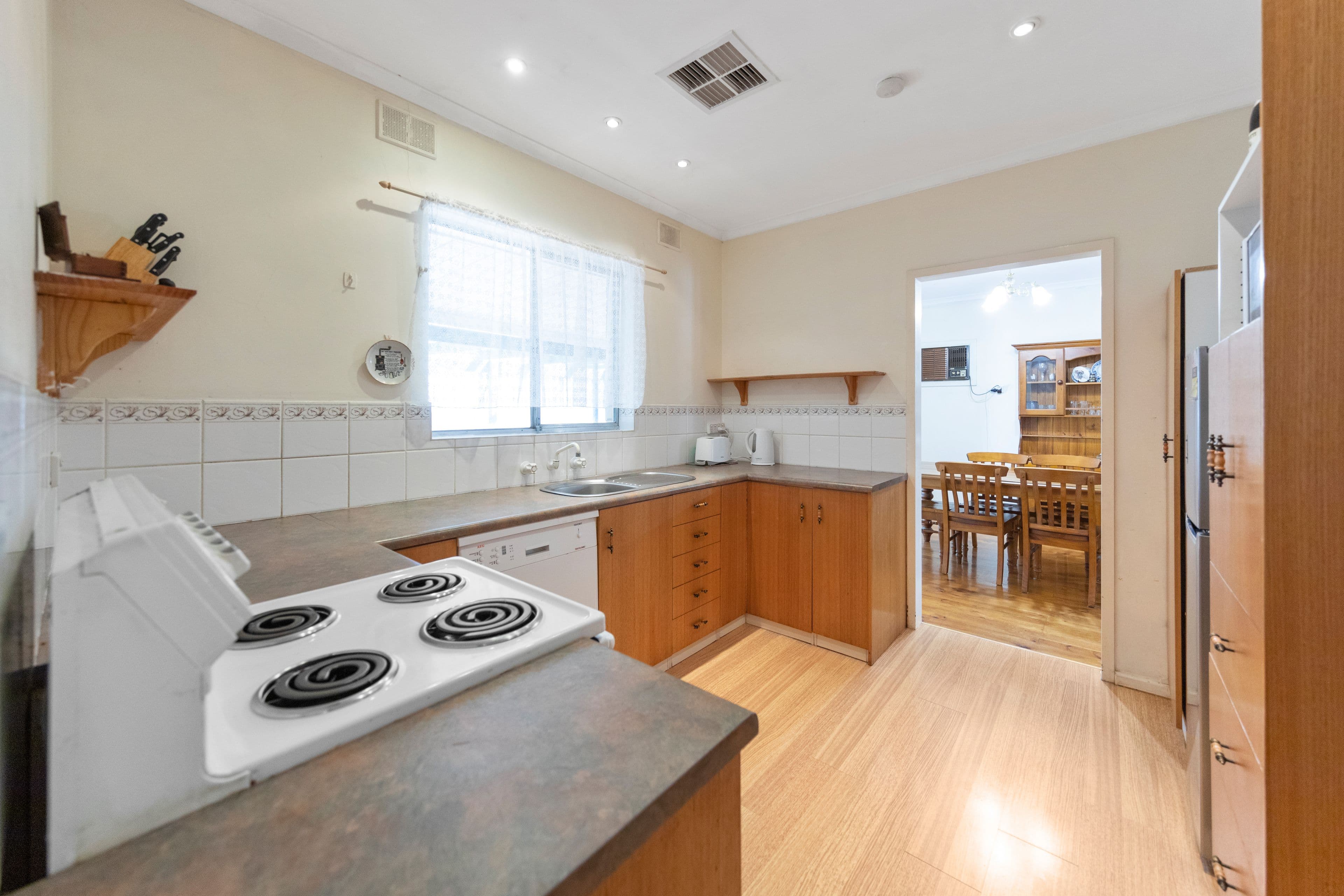 26 Whitford Road, Elizabeth South SA 5112, Elizabeth South - Thumbnail 3