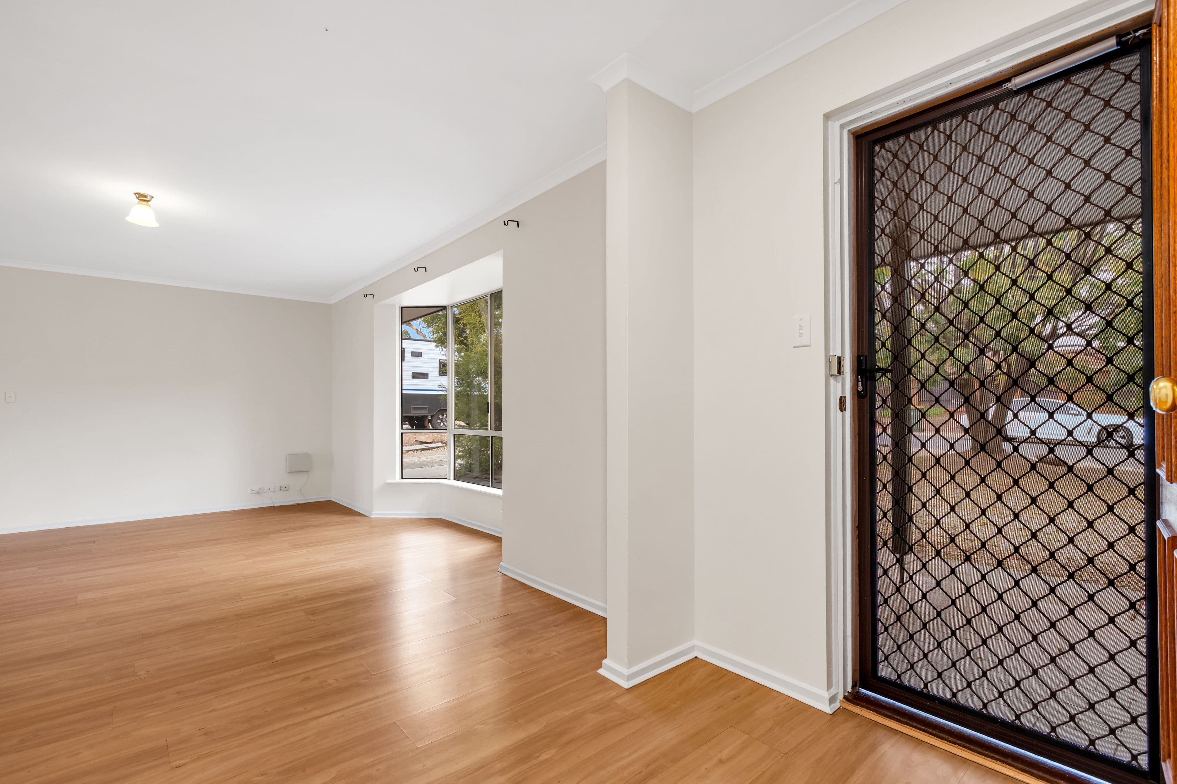 16 California Avenue, Craigmore SA 5114, Craigmore - Thumbnail 4