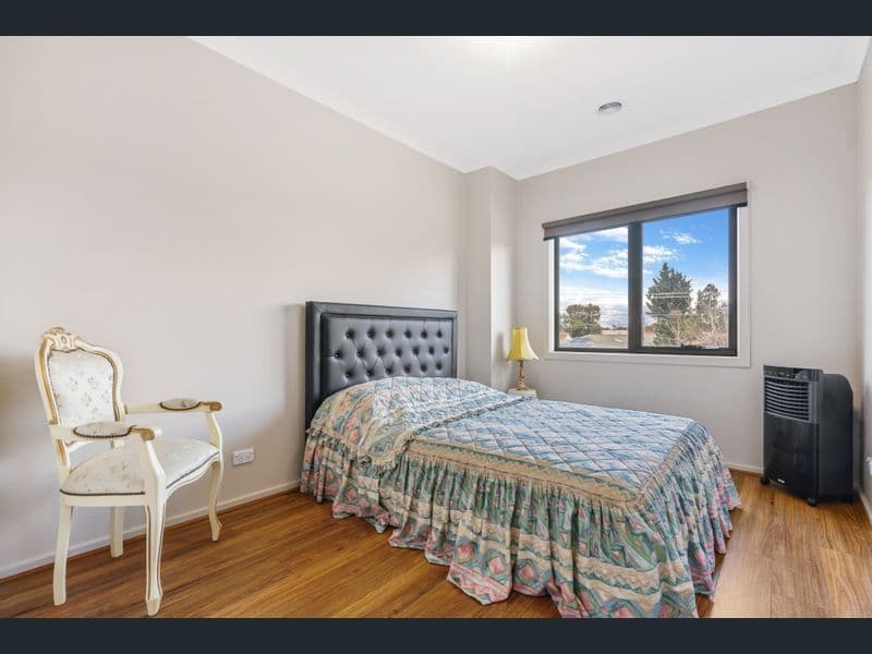 36 Centre Avenue, Werribee VIC 3030, Werribee - Thumbnail 8