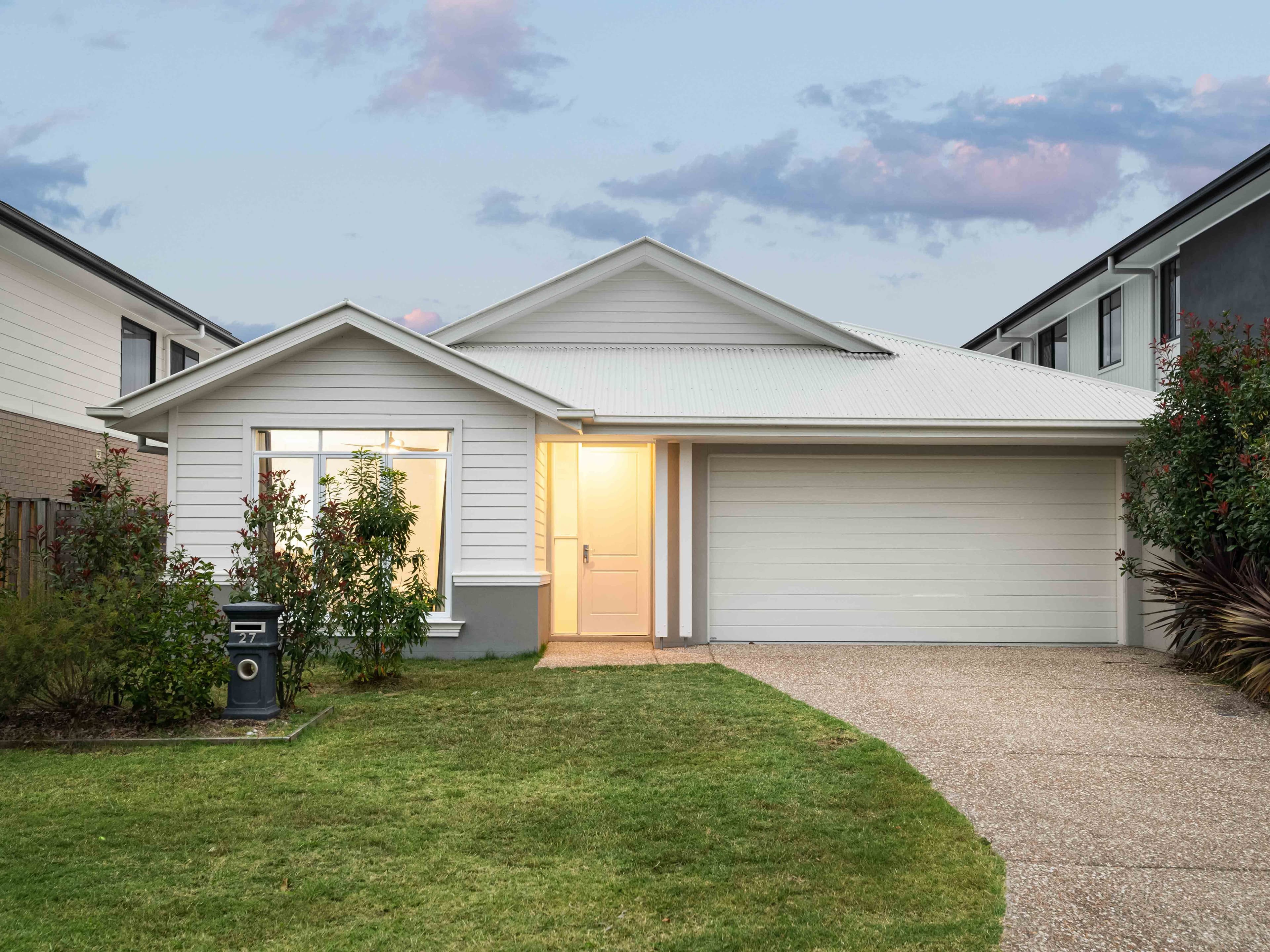 27 Hall Street, Pallara QLD 4110, Pallara - Image 1