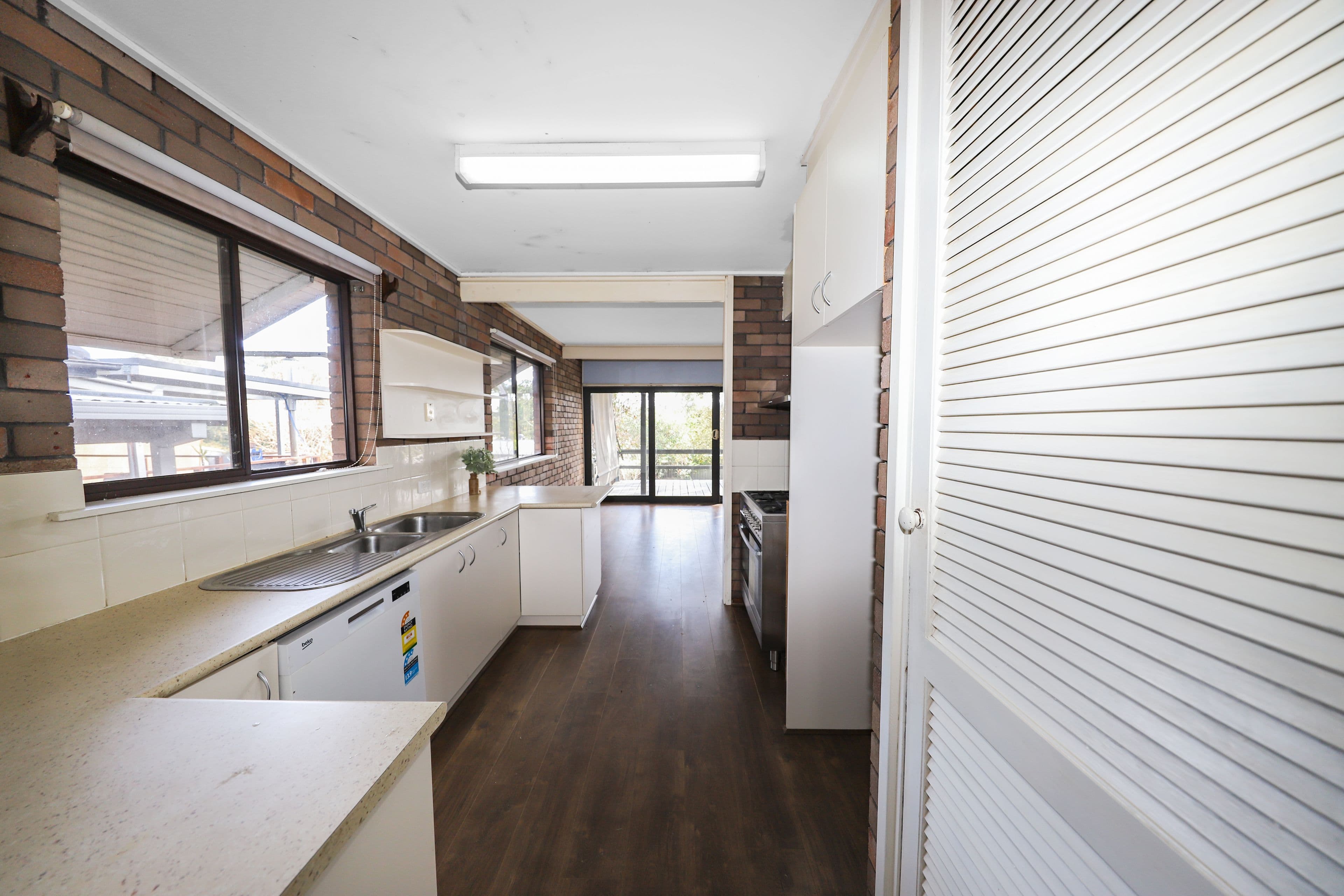 27 Quandong Avenue, Tumut NSW 2720, Tumut - Thumbnail 4