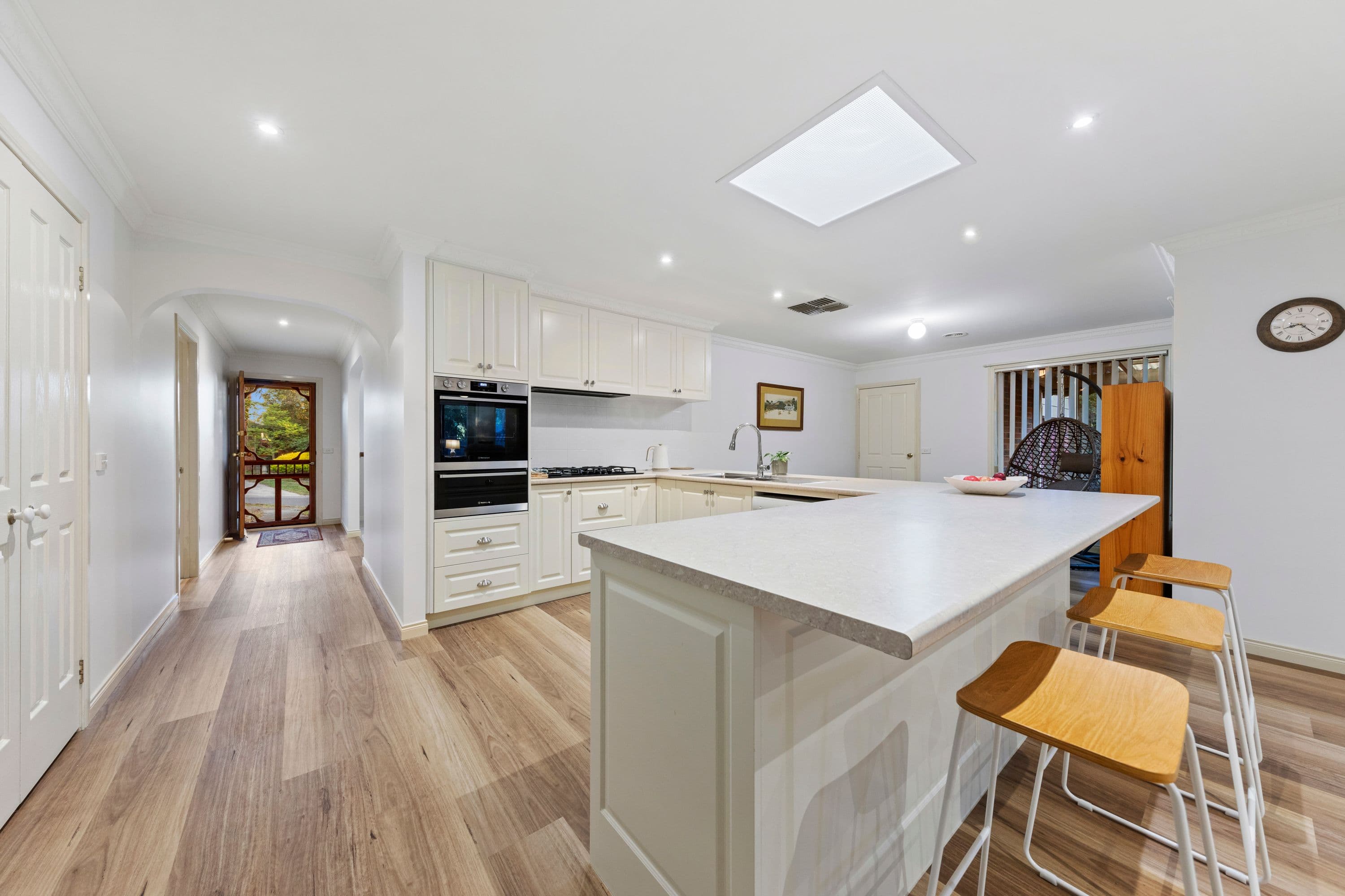 7 Hillrise Court, Pakenham VIC 3810, Pakenham - Thumbnail 5