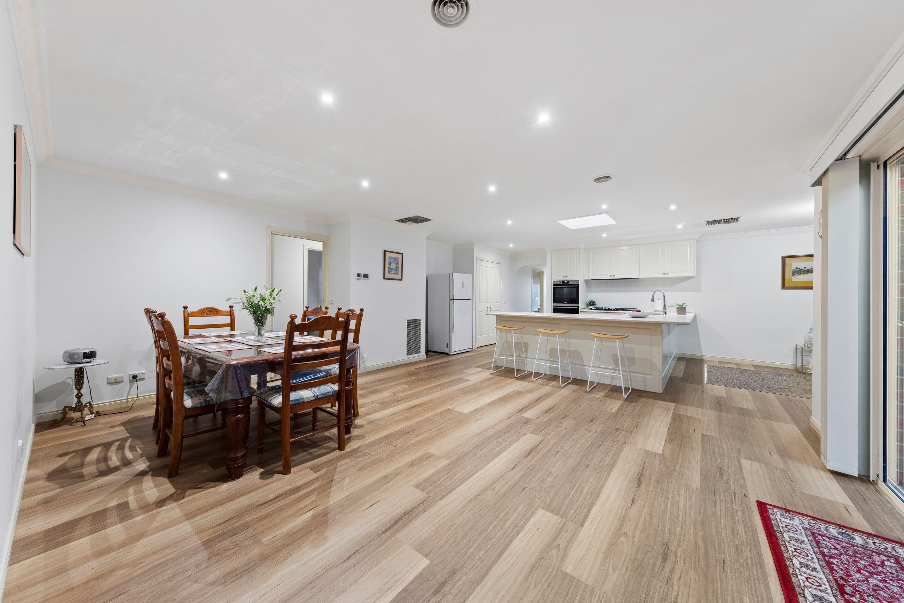 7 Hillrise Court, Pakenham VIC 3810, Pakenham - Thumbnail 7