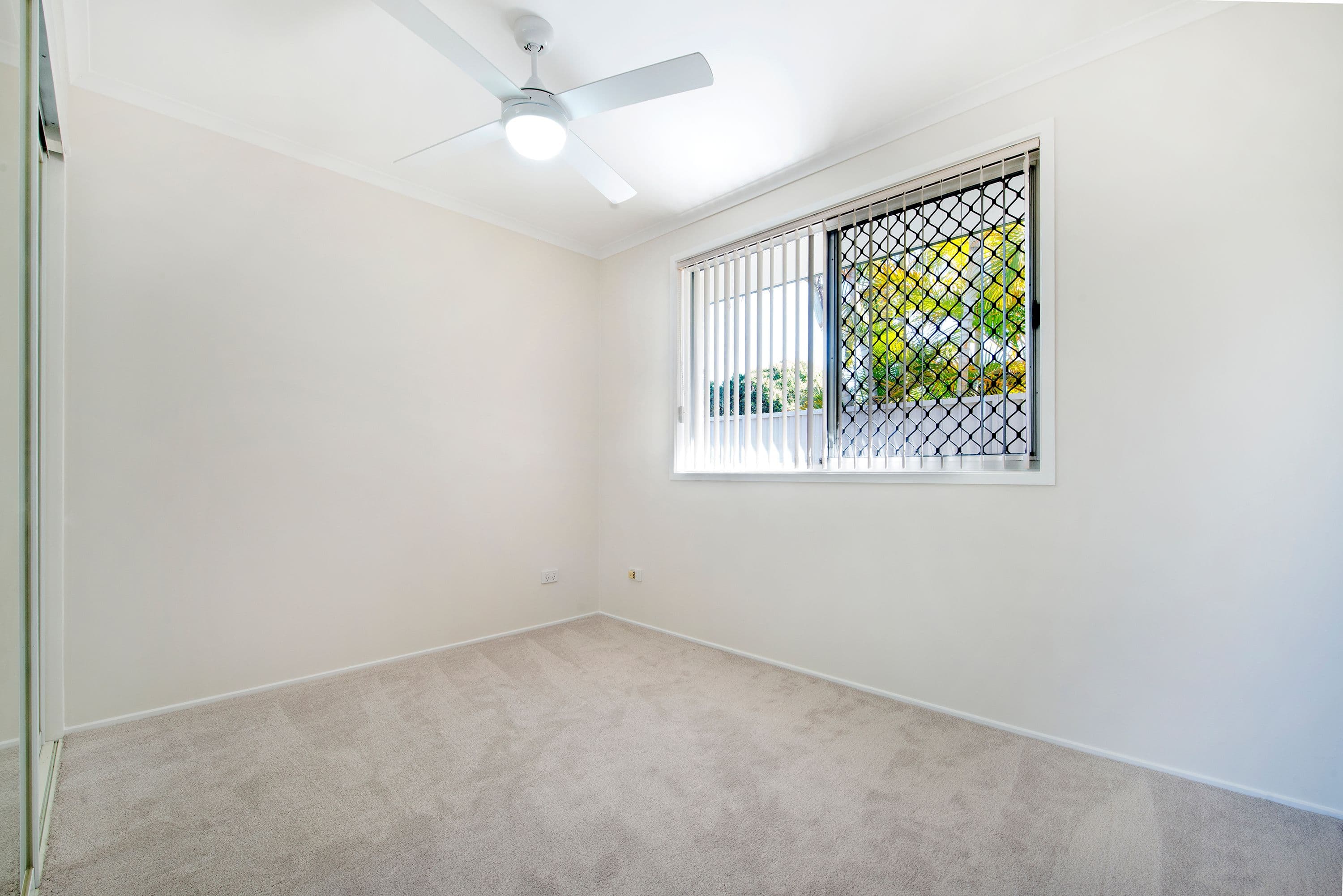 8 Waitomo Street, Broadbeach Waters QLD 4218, Broadbeach Waters - Thumbnail 8