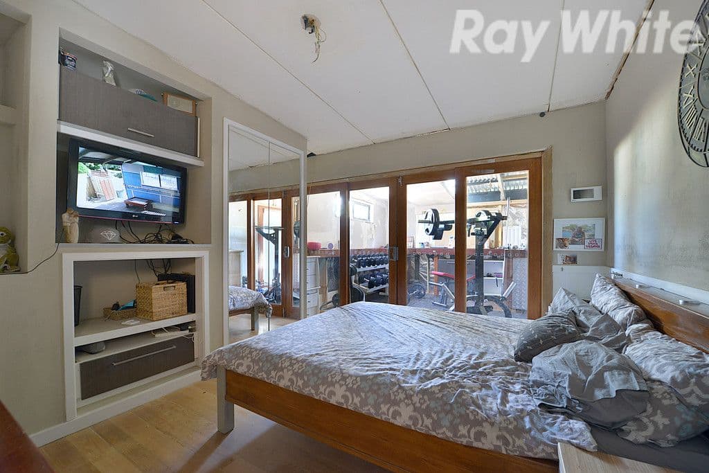 18 Florida Drive, Ferntree Gully VIC 3156, Ferntree Gully - Thumbnail 4