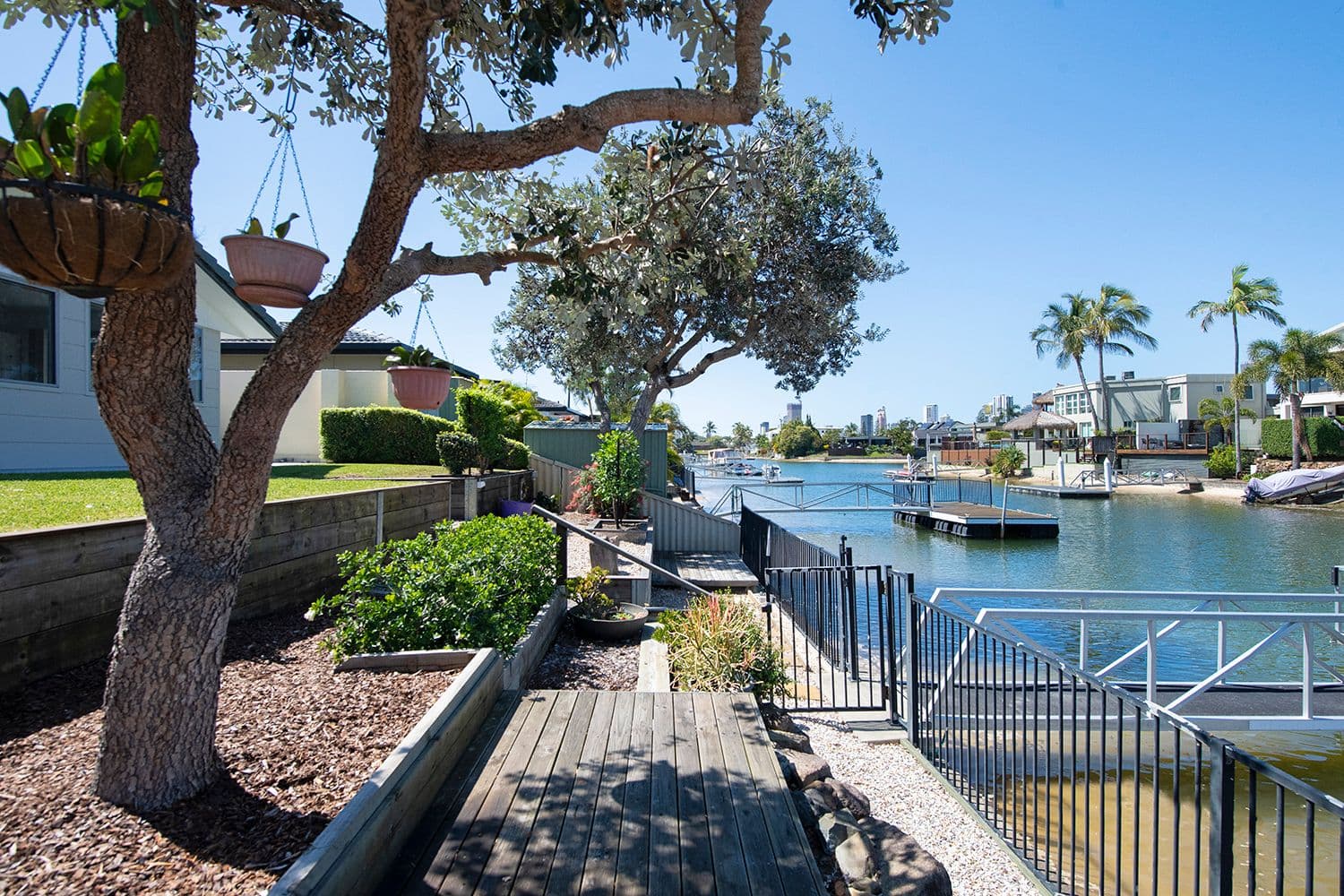 152 Monaco Street, Broadbeach Waters QLD 4218, Broadbeach Waters - Thumbnail 2