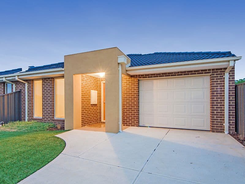 166 Virgillia Drive, HOPPERS CROSSING VIC 3029, Hoppers Crossing - Thumbnail 2