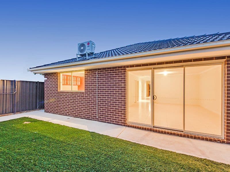 166 Virgillia Drive, HOPPERS CROSSING VIC 3029, Hoppers Crossing - Thumbnail 4