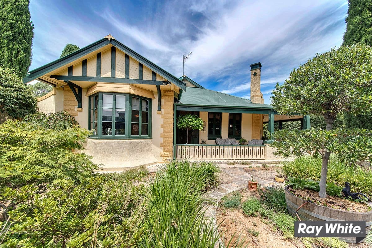 1 Rutledge Street, Queanbeyan - Thumbnail 2
