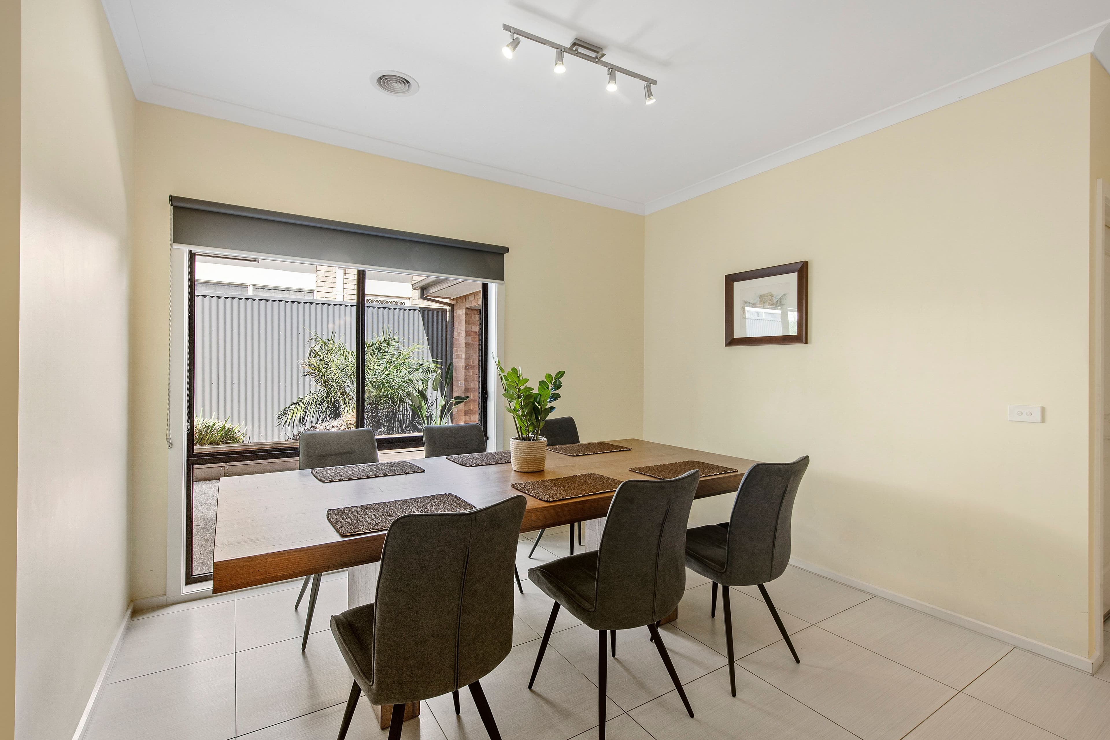 12 York Close, Taylors Hill VIC 3037, Taylors Hill - Thumbnail 2