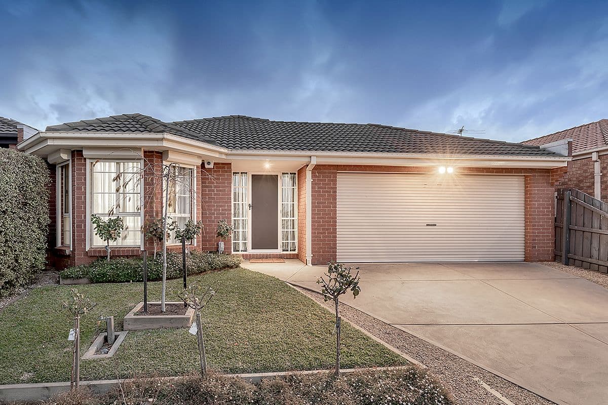 8 Orlando Drive, Roxburgh Park VIC 3064, Roxburgh Park - Image 1