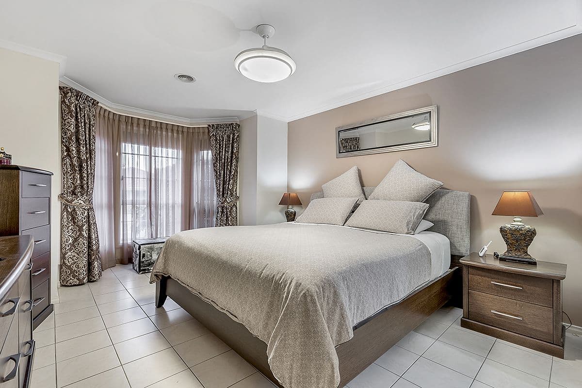 8 Orlando Drive, Roxburgh Park VIC 3064, Roxburgh Park - Thumbnail 2