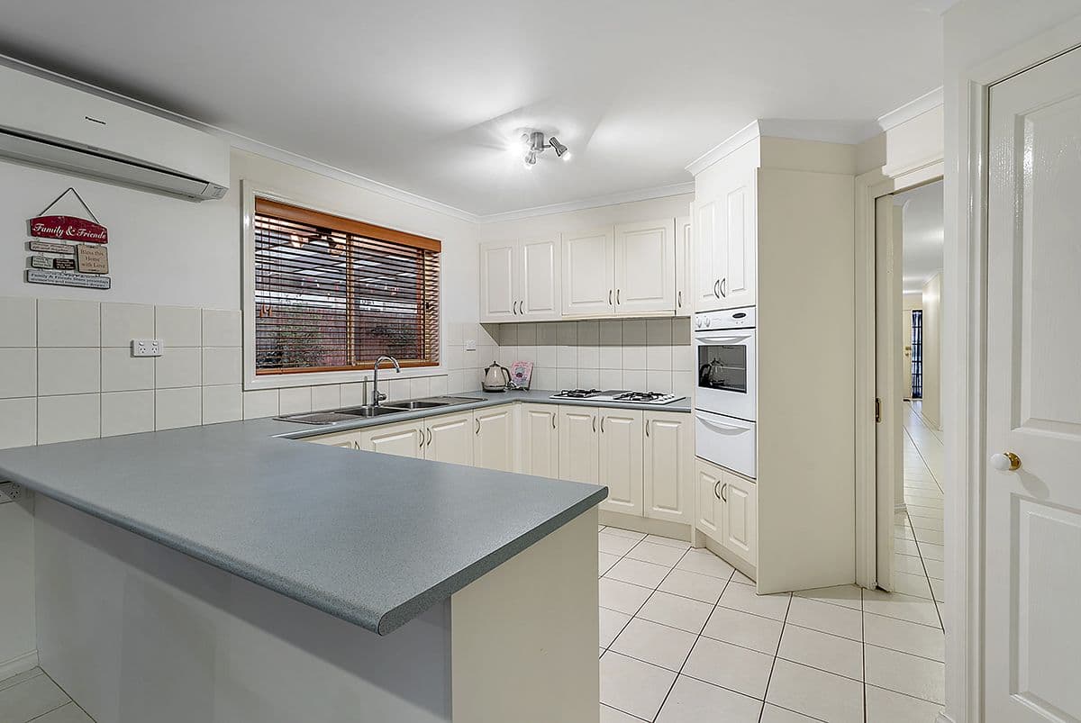 8 Orlando Drive, Roxburgh Park VIC 3064, Roxburgh Park - Thumbnail 5