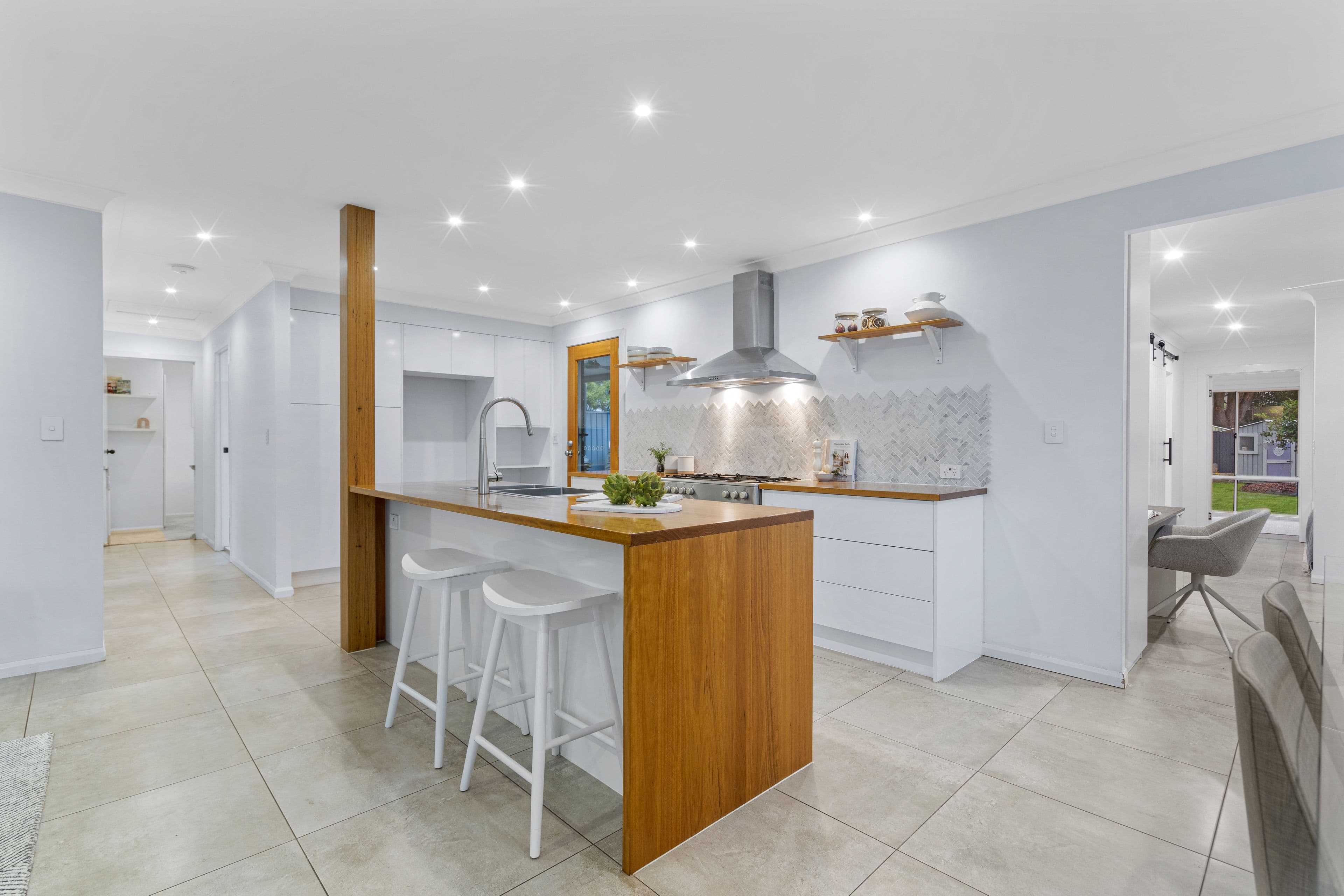 18 Carribean Drive, Slacks Creek QLD 4127, Slacks Creek - Thumbnail 2