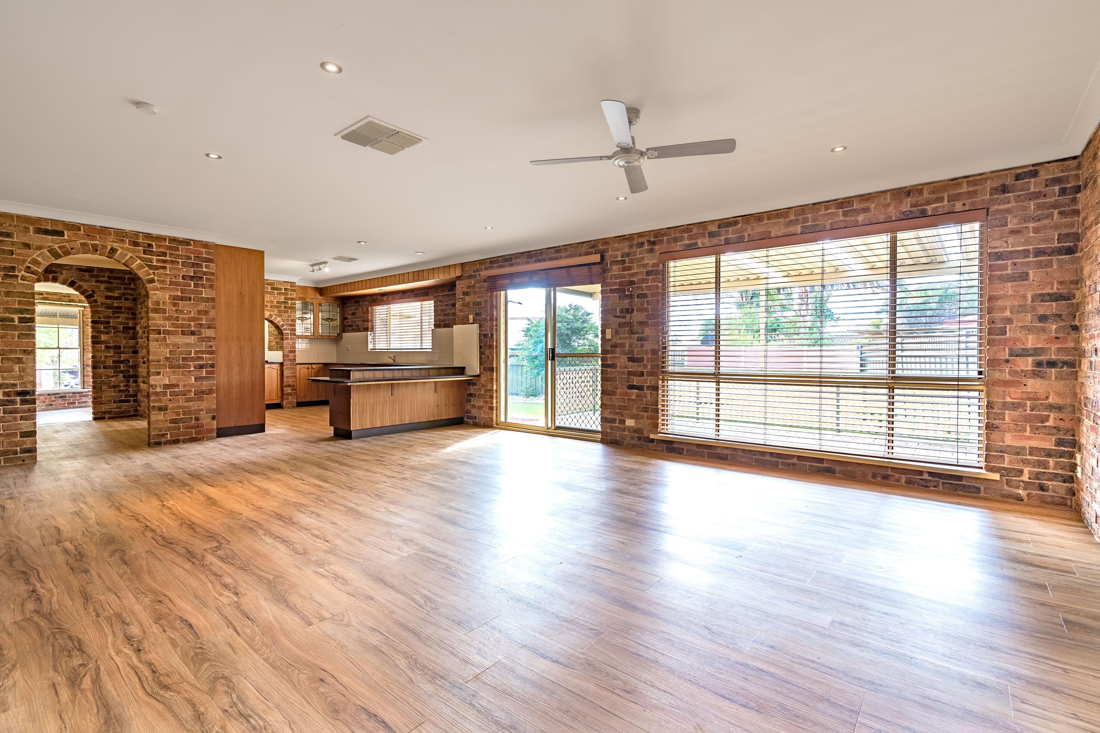 10 Erica Close, Dubbo - Thumbnail 2