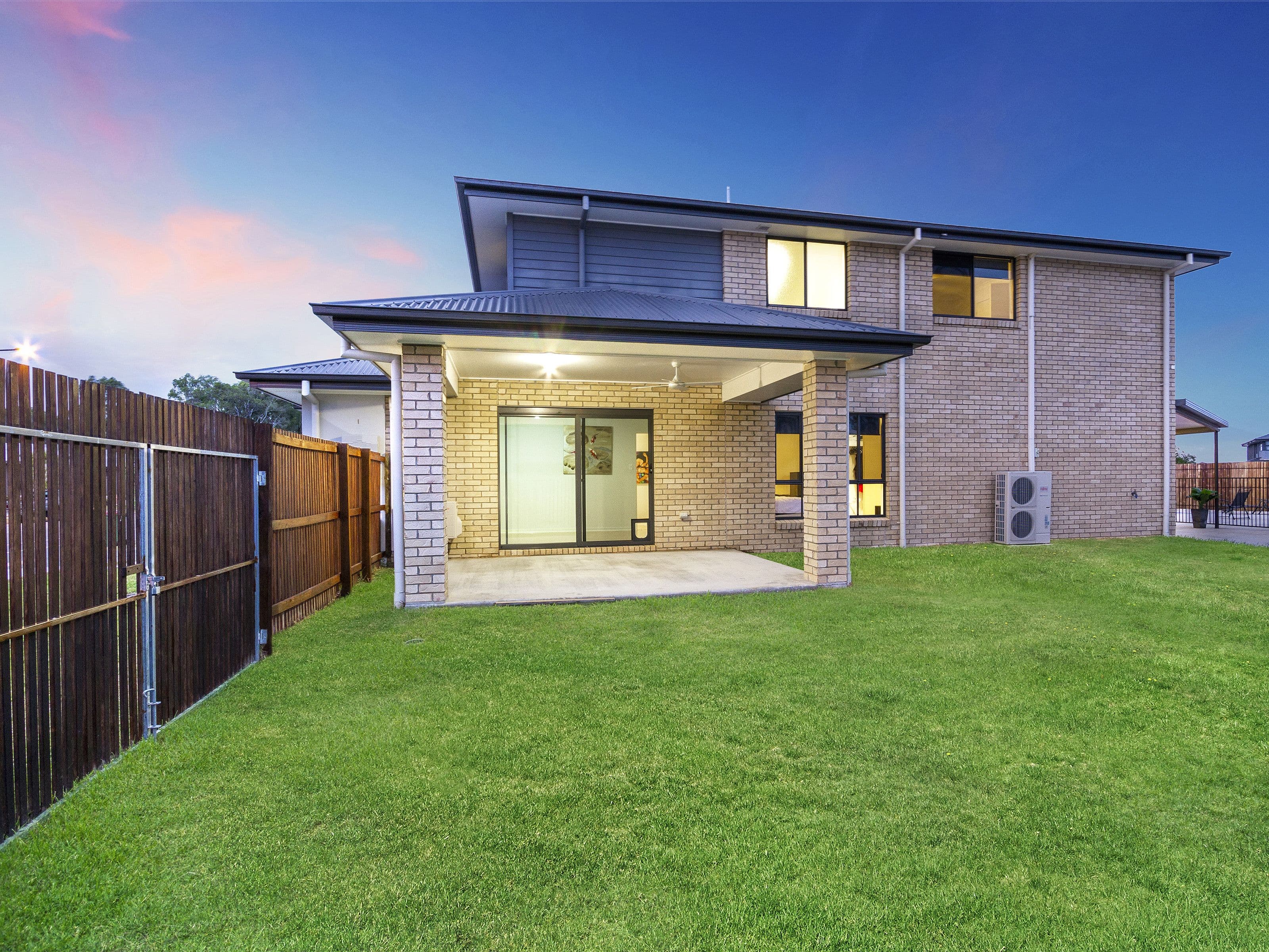 483 Gainsborough Drive, Pimpama QLD 4209, Pimpama - Thumbnail 4