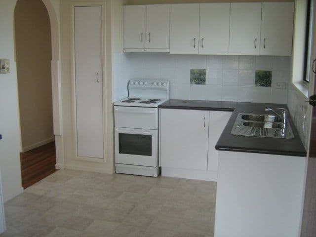 29 Chapman Drive, BEENLEIGH QLD 4207, Beenleigh - Thumbnail 2