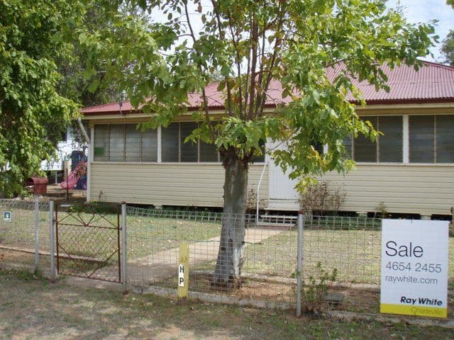 43 Edward Street, CHARLEVILLE QLD 4470, Charleville - Thumbnail 3