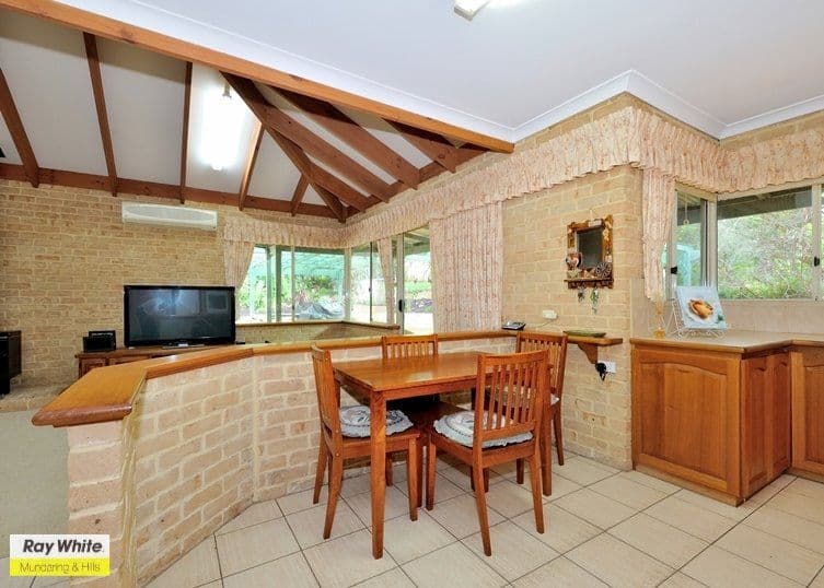 4 McGlew Road, Glen Forrest WA 6071, Glen Forrest - Thumbnail 7