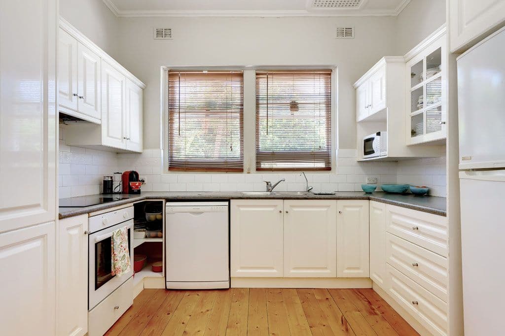 16 Mitchell Street, GLENGOWRIE SA 5044, Glengowrie - Thumbnail 4