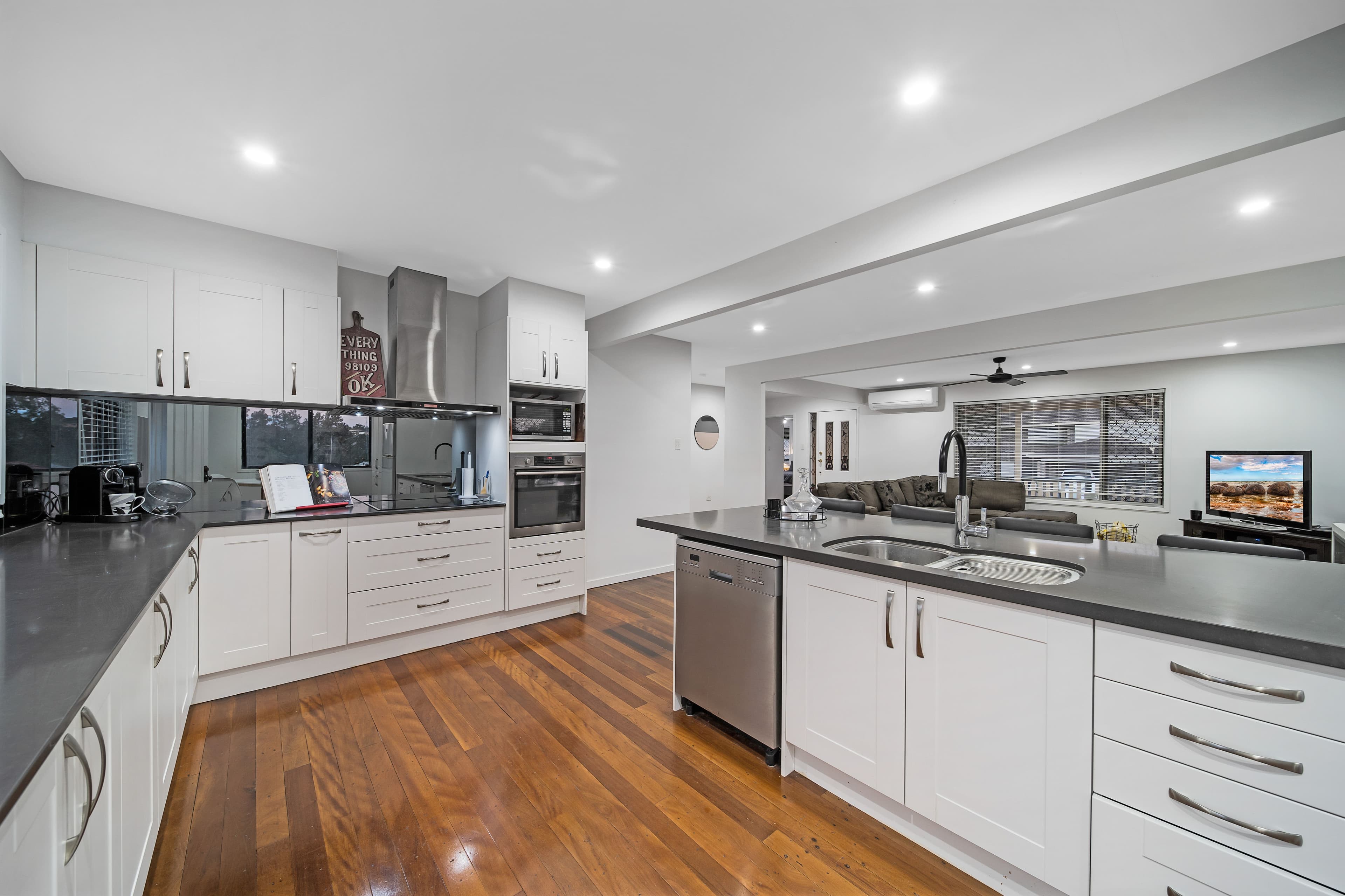 8 Jamie Grove, Springwood QLD 4127, Springwood - Thumbnail 5