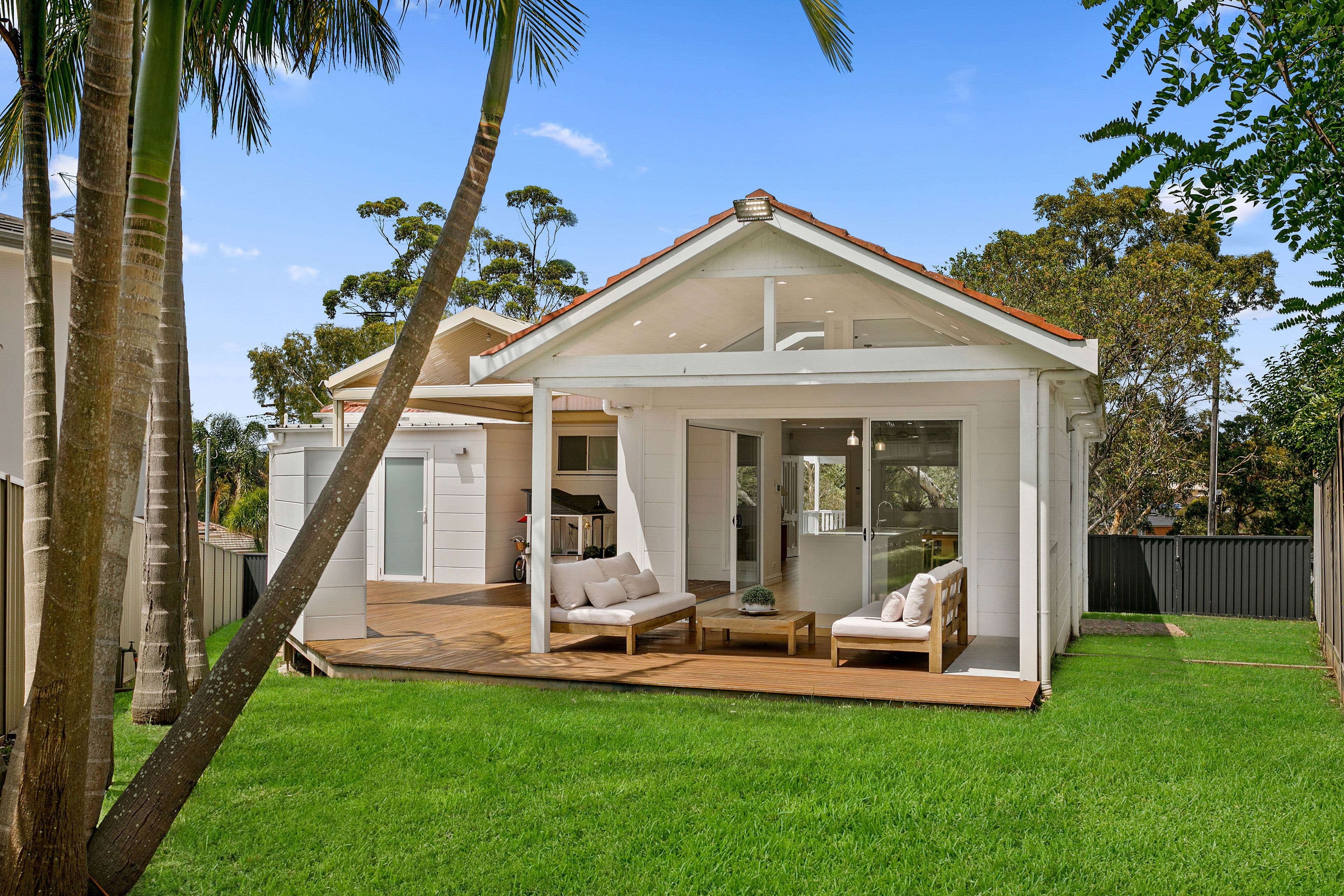 6 Beale Crescent, Peakhurst NSW 2210, Peakhurst - Thumbnail 3