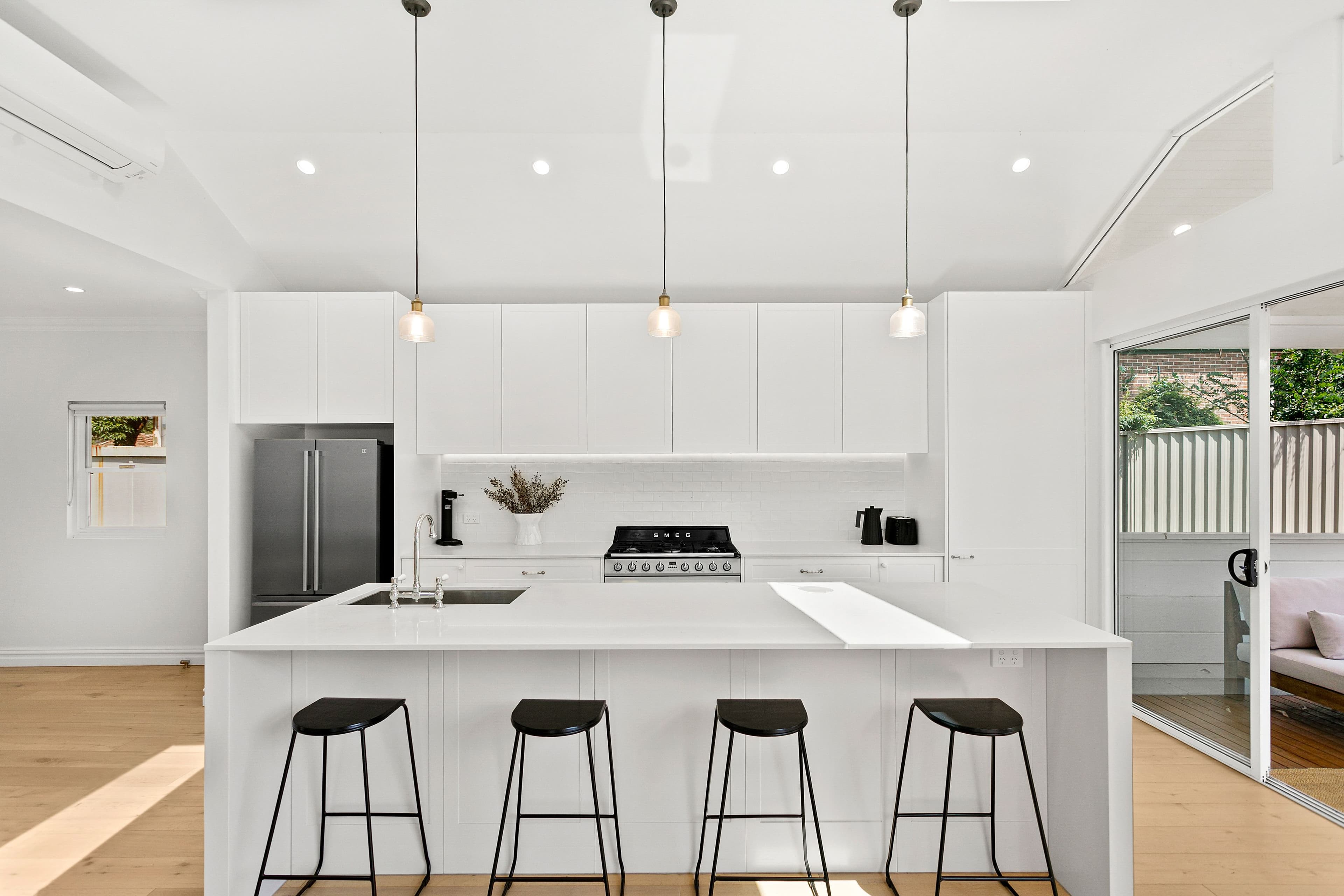 6 Beale Crescent, Peakhurst NSW 2210, Peakhurst - Thumbnail 5
