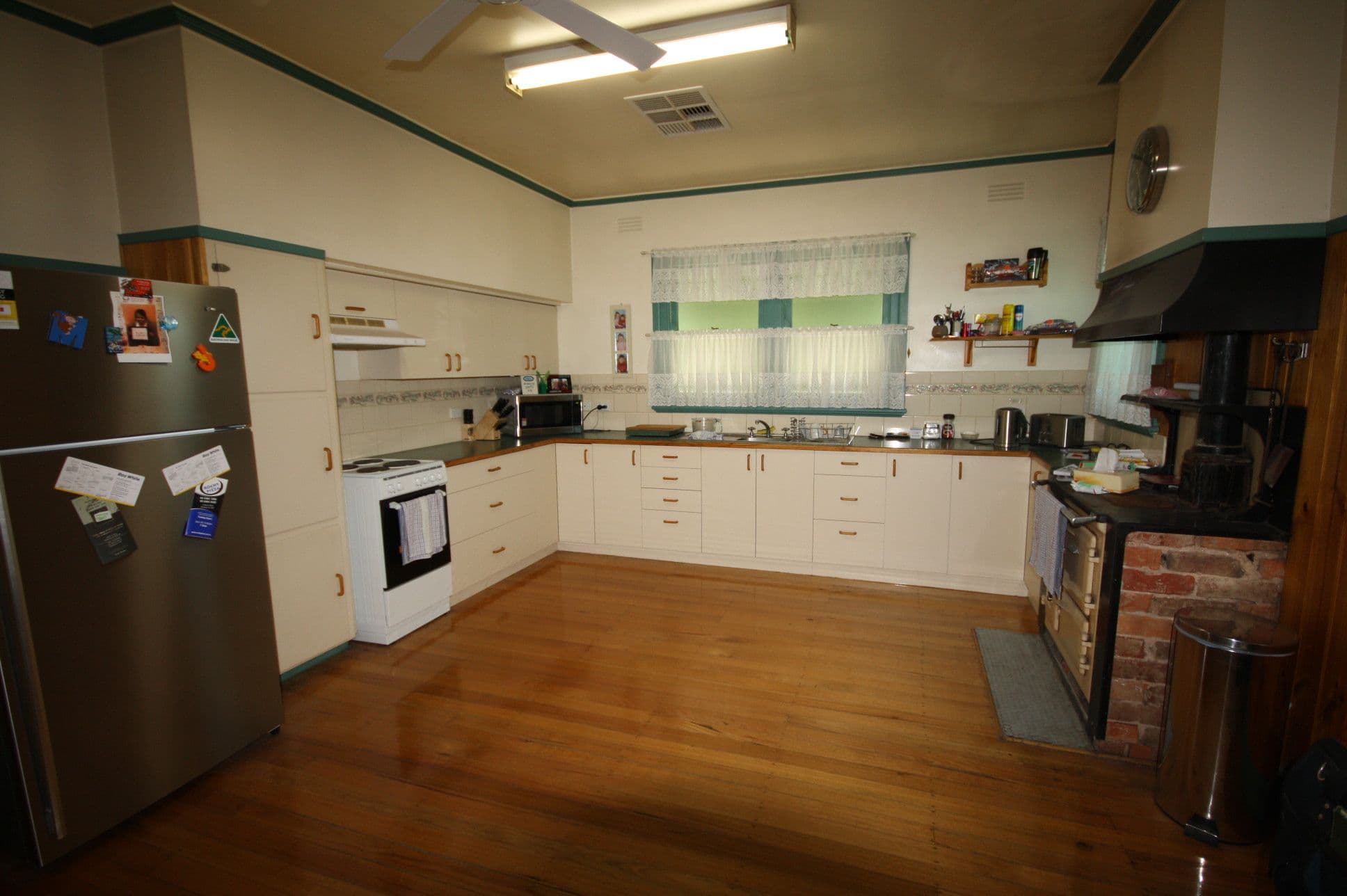 29 Hopetoun Street, Rochester VIC 3561, Rochester - Thumbnail 3