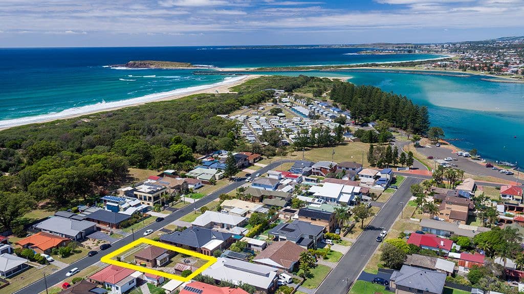 96 Ocean Street, Windang - Image 1
