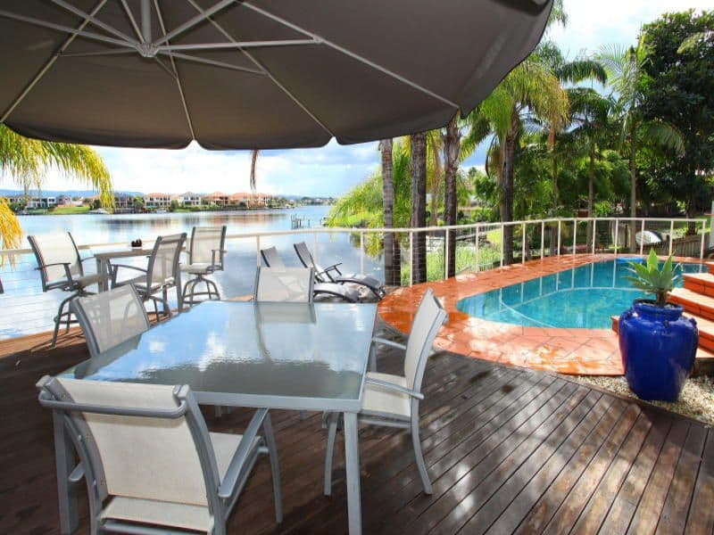 82 Port Jackson Boulevard, CLEAR ISLAND WATERS QLD 4226, Clear Island Waters - Thumbnail 2